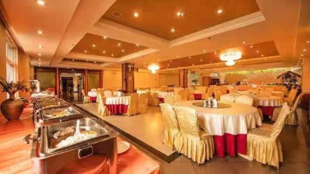 Shangri-La Original Density Hotel Екстериор снимка