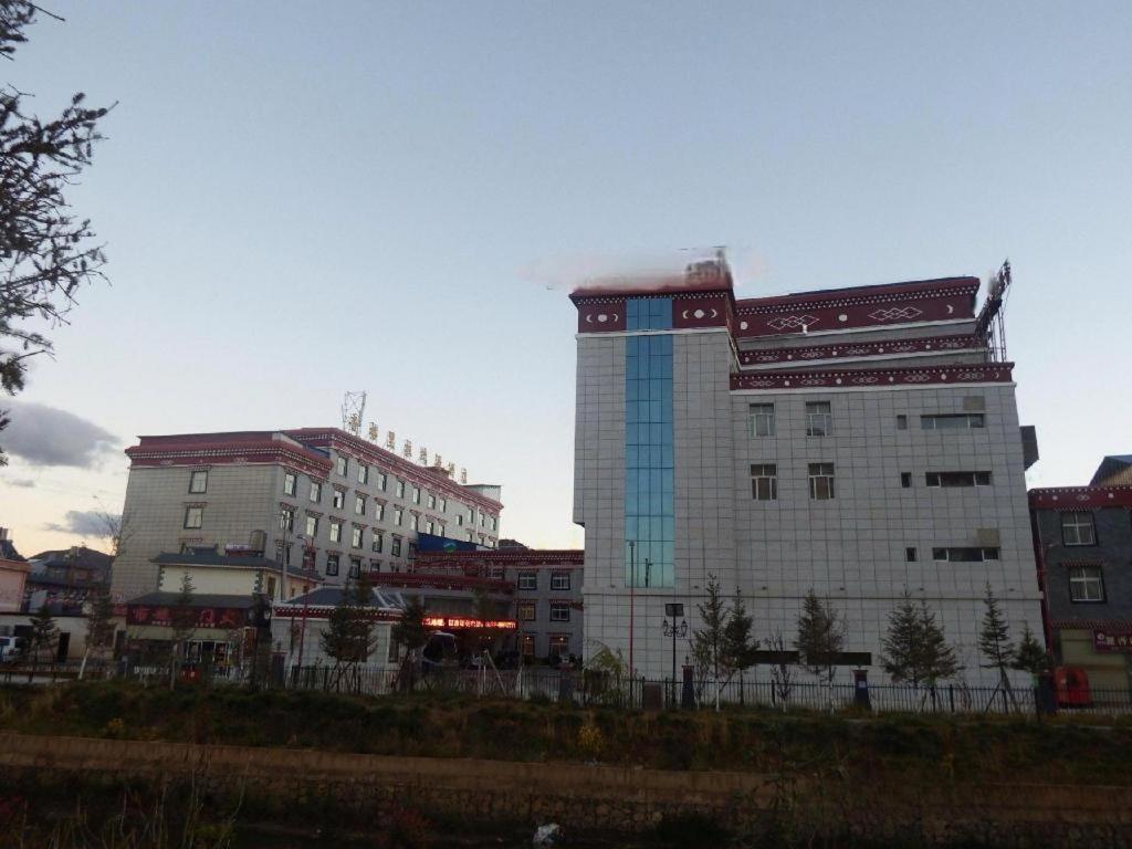 Shangri-La Original Density Hotel Екстериор снимка