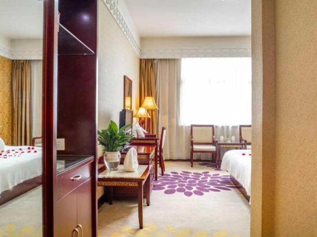 Shangri-La Original Density Hotel Екстериор снимка