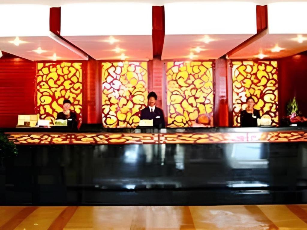 Shangri-La Original Density Hotel Екстериор снимка